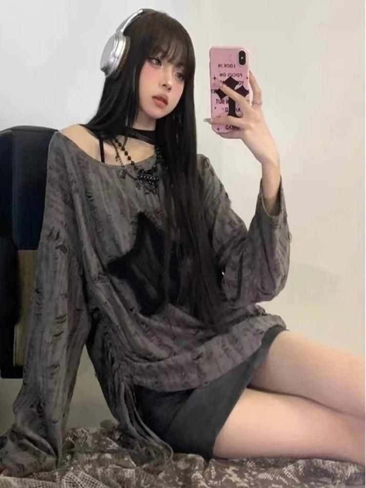 Suéter con estampado de estrellas y agujeros Y2K para mujer, ropa de calle a la moda, Tops con hombros descubiertos, prendas de vestir holgadas de manga larga Kpop de gran tamaño 2024