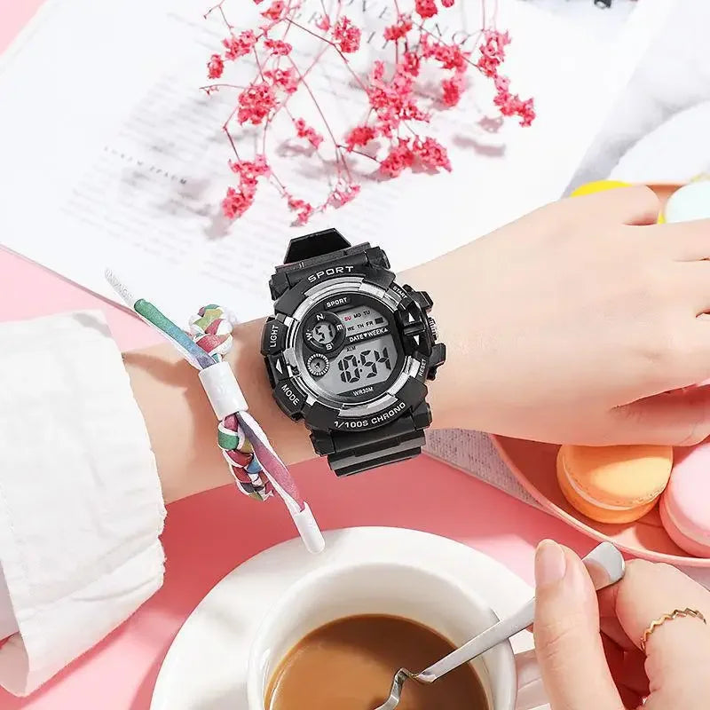 Reloj Digital YIKAZE Deportivo Impermeable para Niños