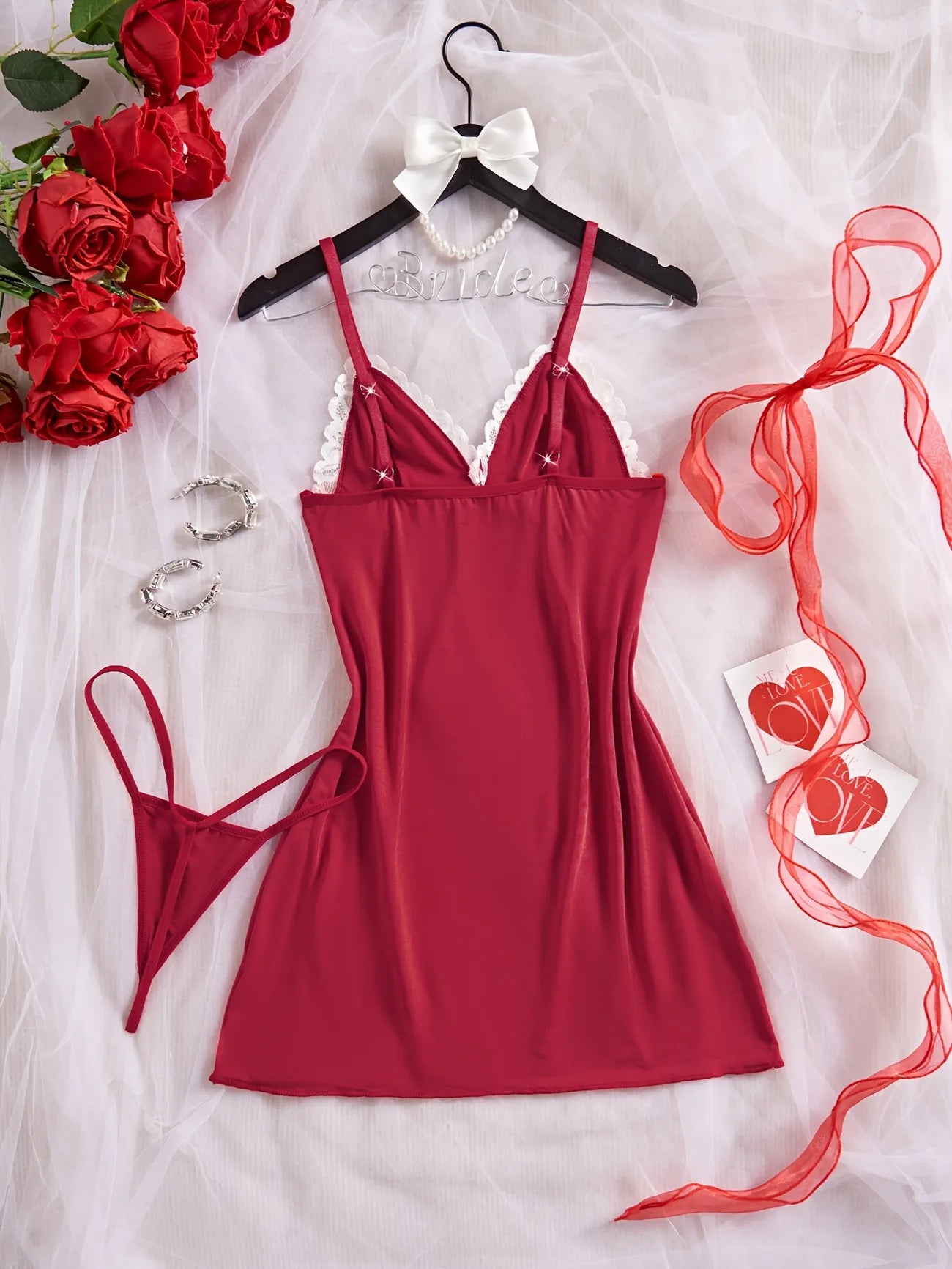 Conjunto Babydoll de Satén con Encaje y Tanga, Lencería Romántica