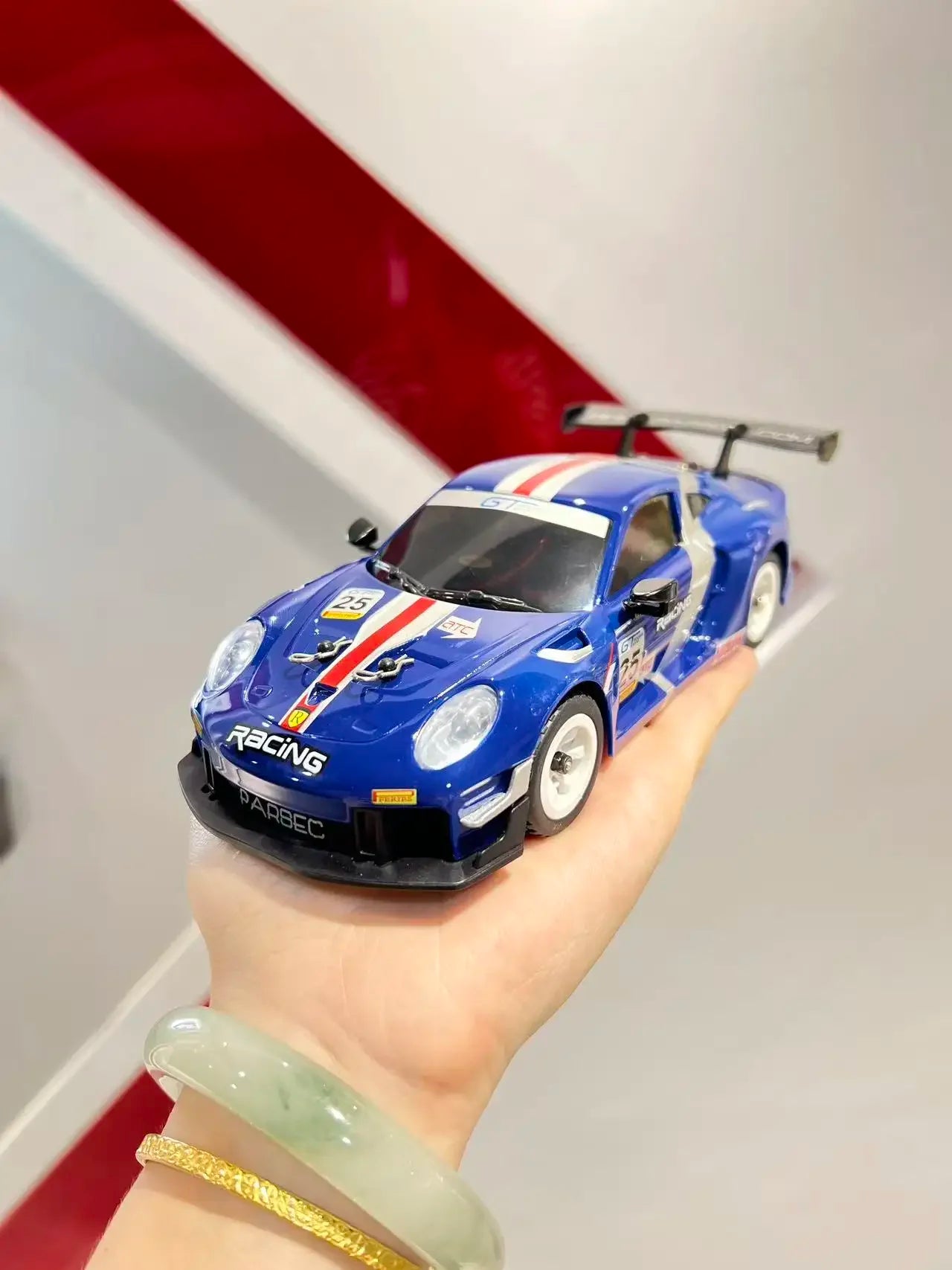 Wltoys RC 284019 Control remoto 1/28 30 Km/H Mosquito de carreras de alta velocidad 2,4 GHz todoterreno RTR Rally Drift Car