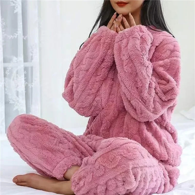 Conjunto de Pijama Cálido de Terciopelo Coral para Mujer