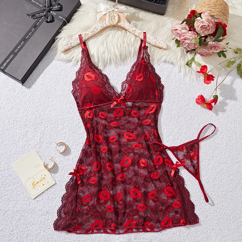 Conjunto Lencería Babydoll con Tirantes y Abertura de Encaje