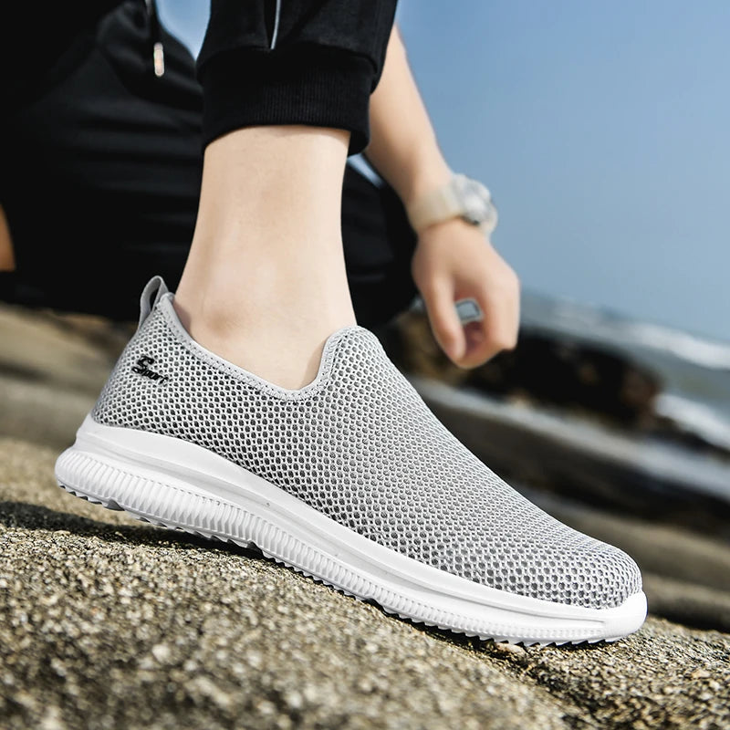 YRZL Zapatillas de deporte para hombre, zapatos informales transpirables Unisex, mocasines de malla antideslizantes para exteriores, zapatos de tenis ligeros a la moda para hombre