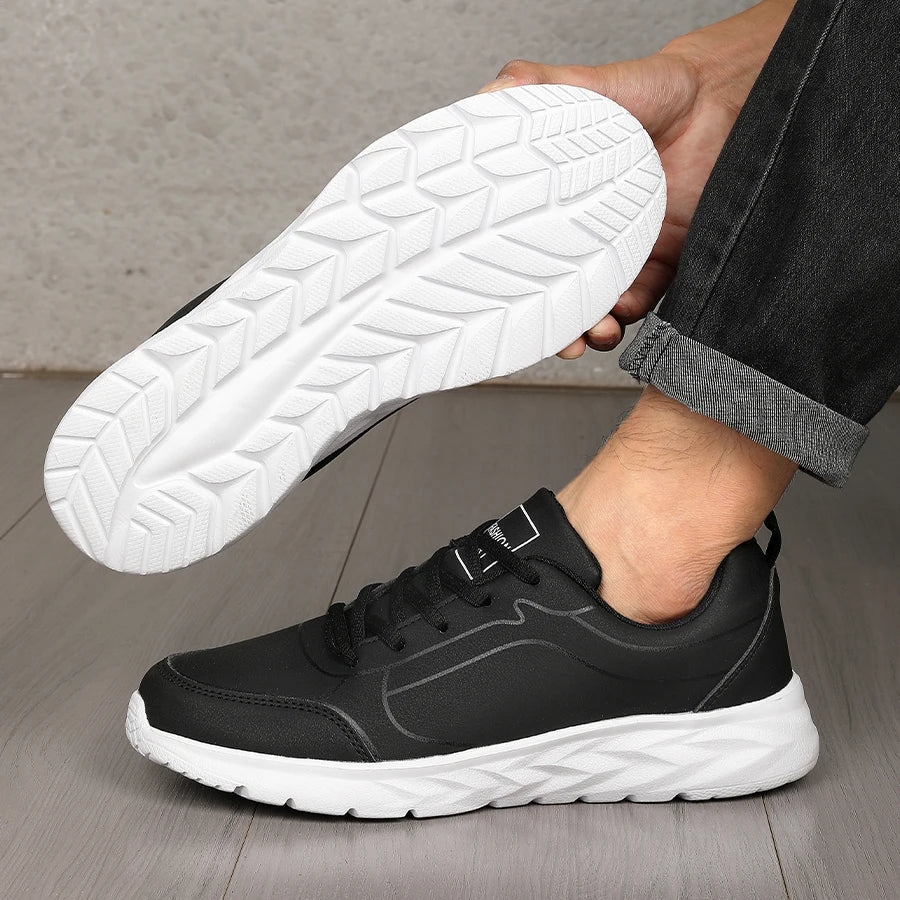 Zapatos para correr a la moda para hombre, zapatillas cálidas de invierno para hombre, zapatos antideslizantes para caminar para hombre, zapatos informales de cuero con cordones suaves 39-47 2024