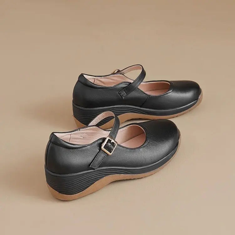 2026 Zapatos de mamá para mujer de primavera: zapatos de tacón poco profundos sin tirar de suela suave, plataforma gruesa de cuero informal con una hebilla, tacón de cuña