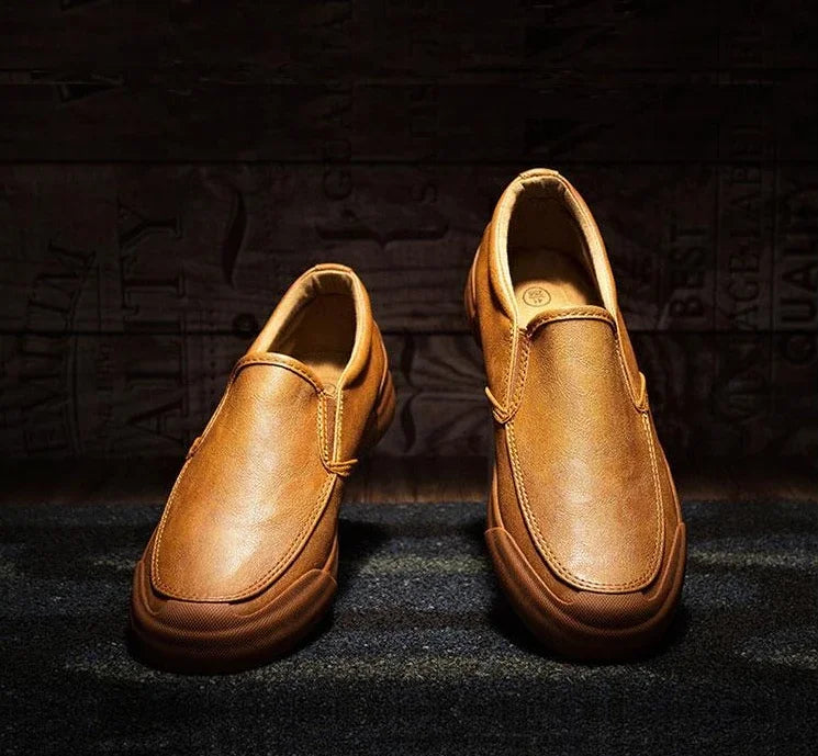 Nuevo en zapatos informales para hombre, sin cordones, talla 45, liquidación barata, elegantes, tendencia 20225, zapatos de cuero elegantes para hombre, clásicos y originales