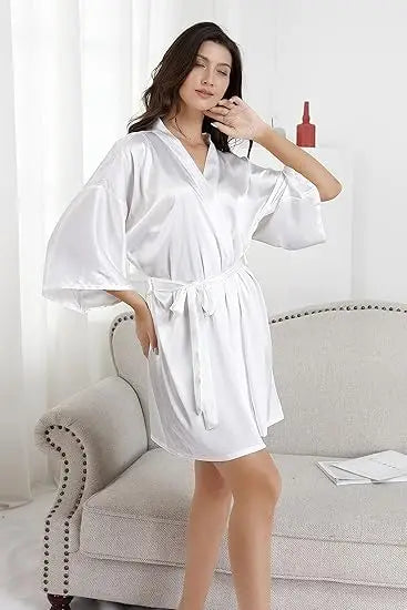 Bata de noche corta de satén de seda para mujer, bata tipo Kimono lisa, bata de baño a la moda, albornoz Sexy, bata de dama de honor para novia y boda