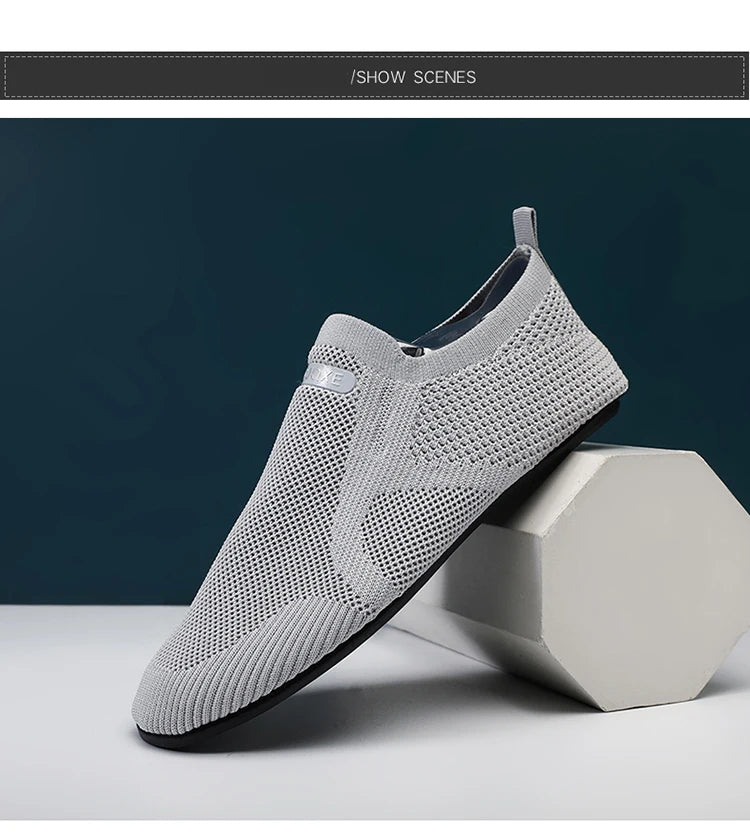 Zapatillas informales transpirables para hombre, zapatos ligeros sin cordones para caminar para hombre, mocasines flexibles antideslizantes para parejas, calzado suave de verano