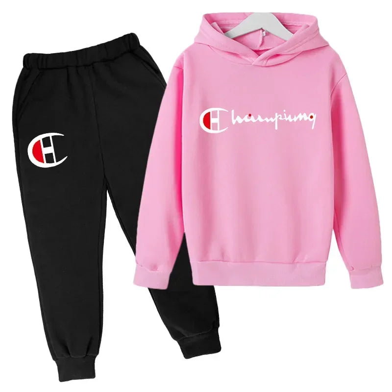 Conjunto buzo con capucha y pantalón deportivo para niños