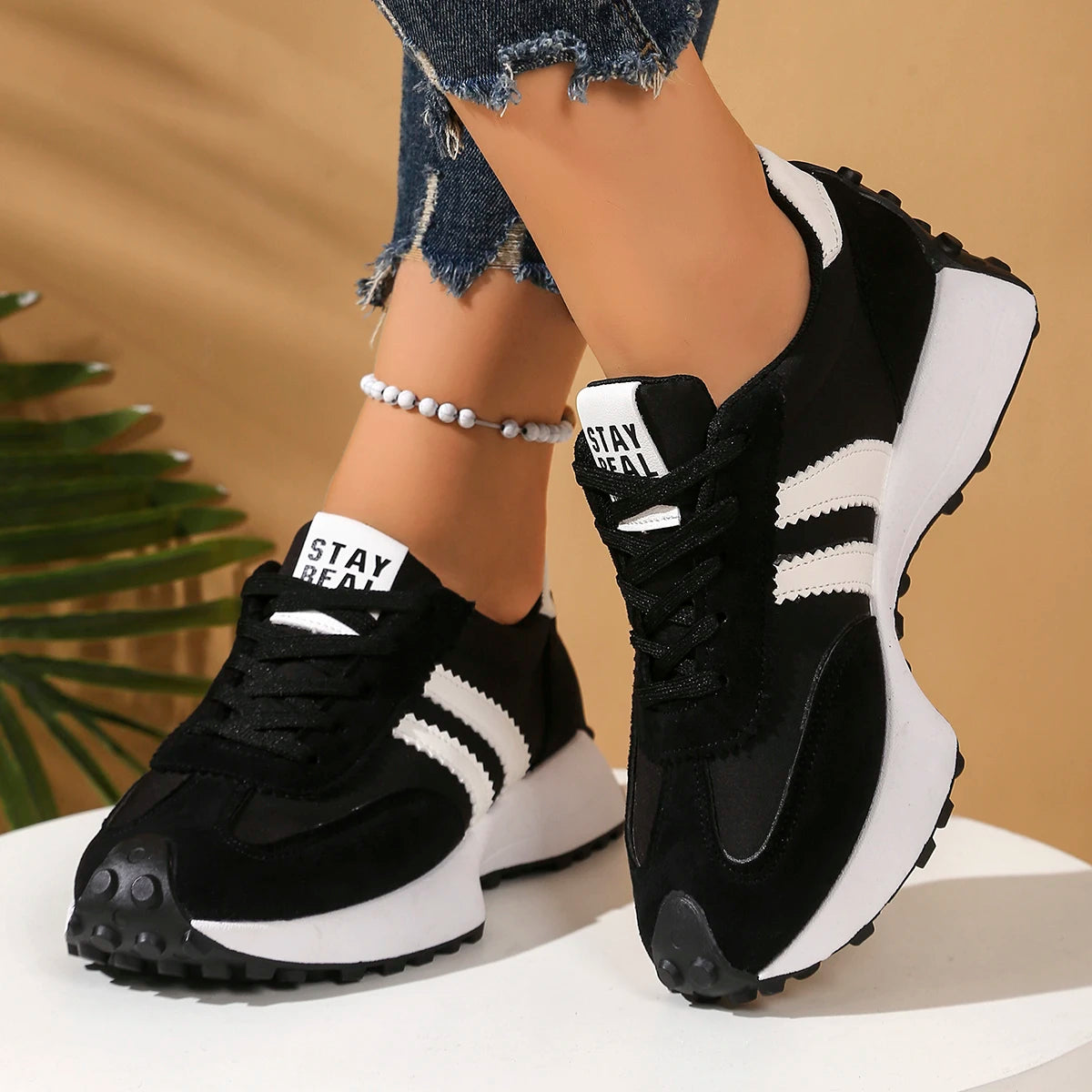 Nuevo estilo de moda, zapatos informales elegantes con cordones para mujer, Primavera/otoño, punta redonda, suela gruesa, zapatos deportivos cómodos antideslizantes