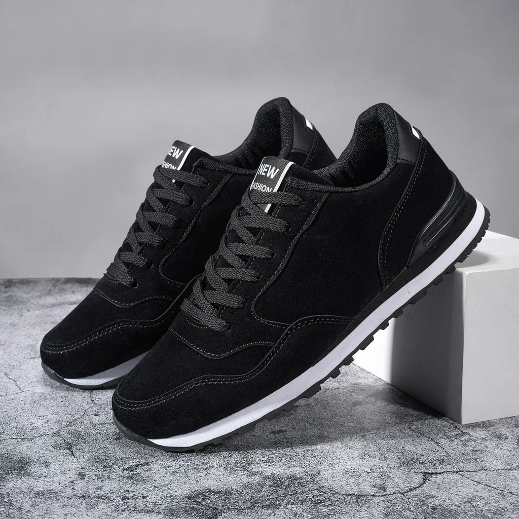 Nuevas de cuero, zapatos para correr para hombre, zapatillas Unisex cálidas de invierno, zapatos ligeros para caminar para mujer, zapatos deportivos de plantilla suave con cordones 37-47