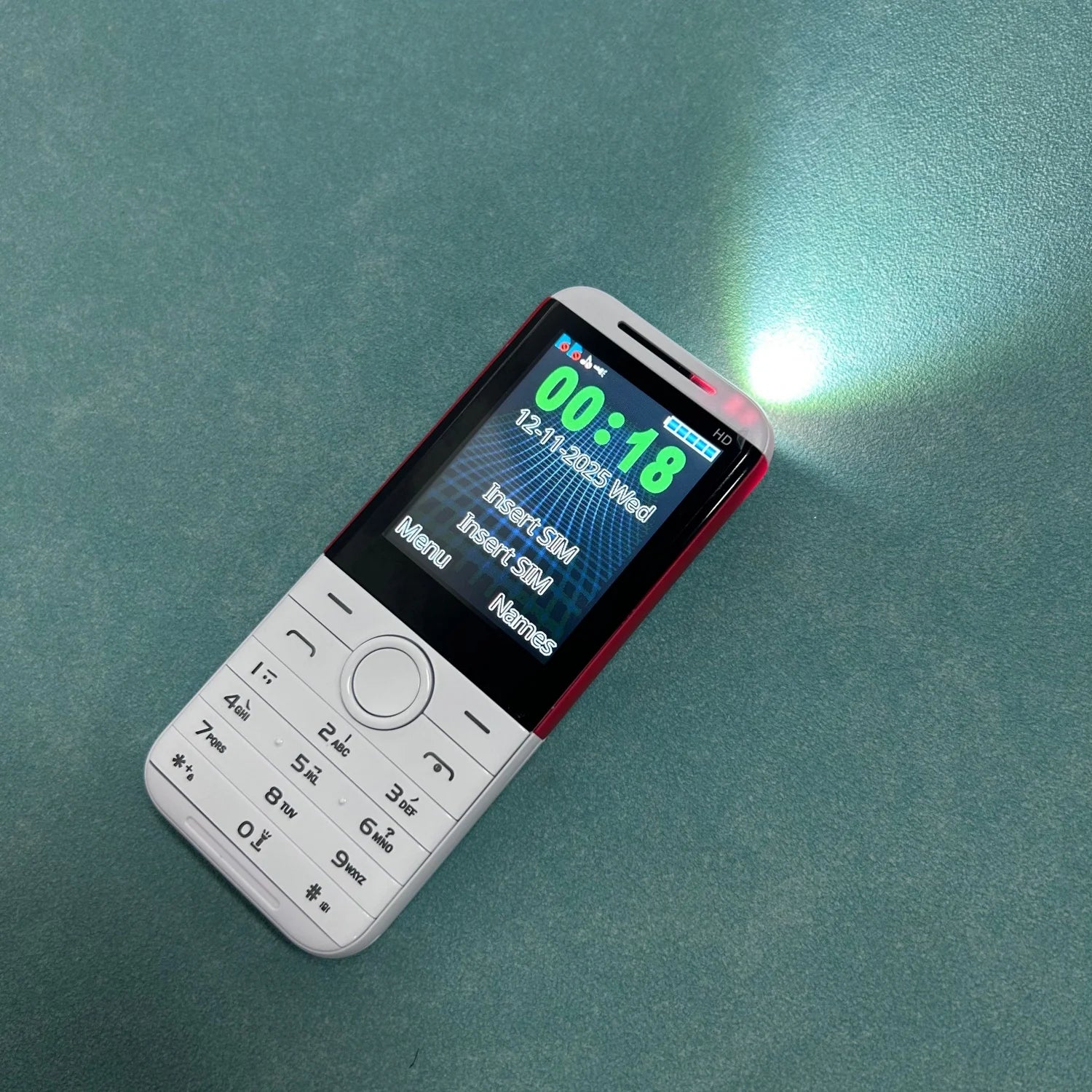 Nuevo Teléfono Celular HOSWN H29 4G con Pantalla de 2.8 Pulgadas, LTE, Doble SIM, 6800mAh, Altavoz Potente y Linterna